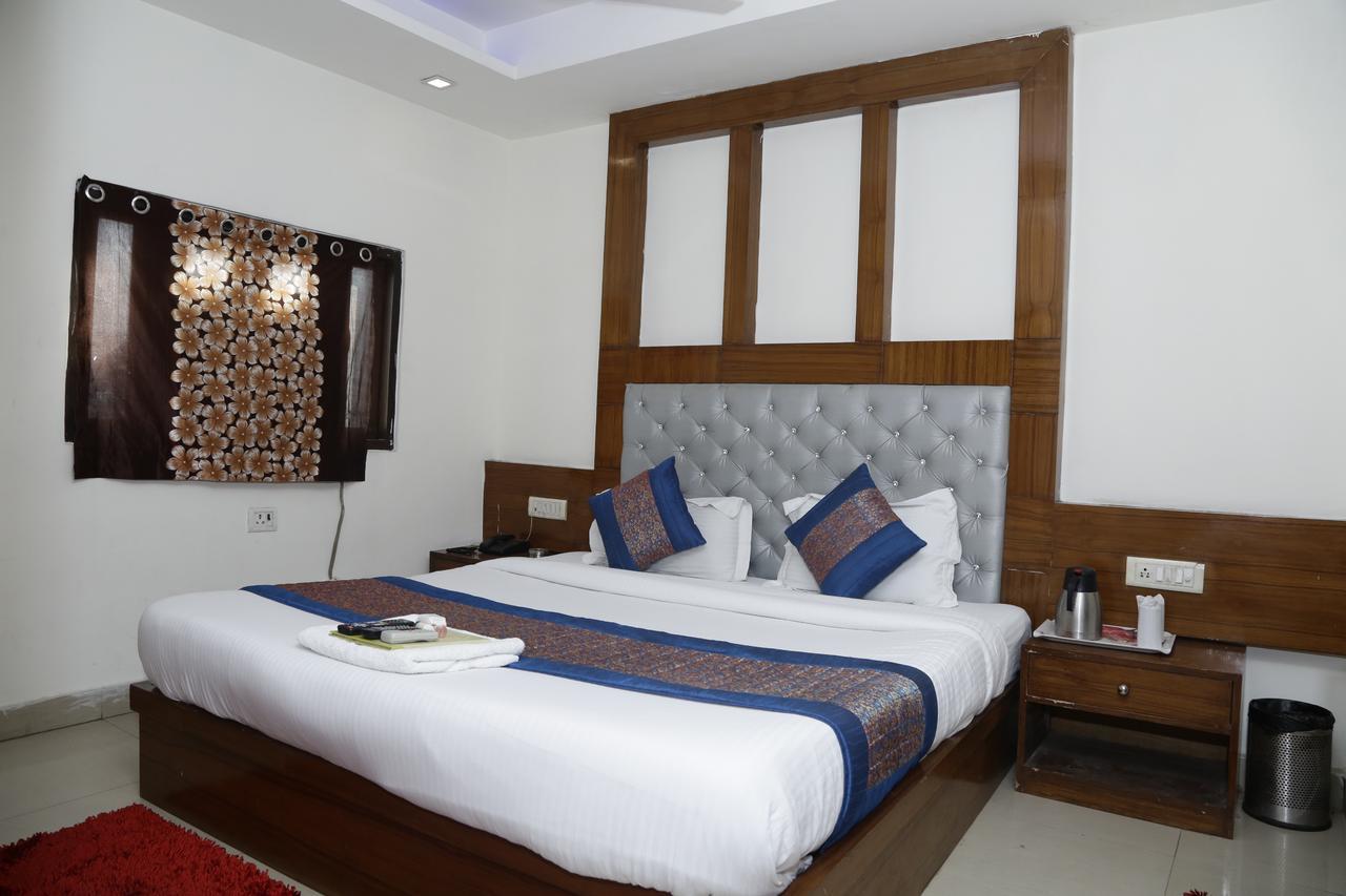 Vishal Hotel By Comfort Rooms New Delhi Luaran gambar