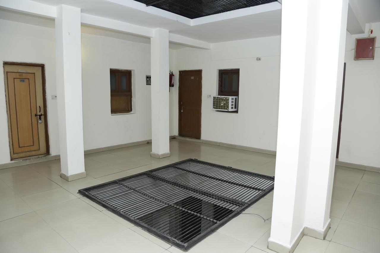 Vishal Hotel By Comfort Rooms New Delhi Luaran gambar